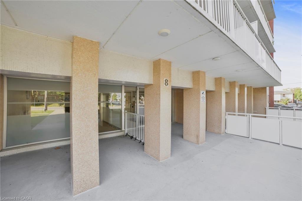 808-8 Woodman Drive S, Hamilton, ON -