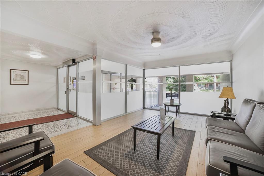 808-8 Woodman Drive S, Hamilton, ON - Indoor