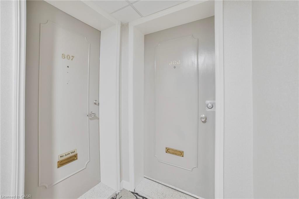 808-8 Woodman Drive S, Hamilton, ON - Indoor