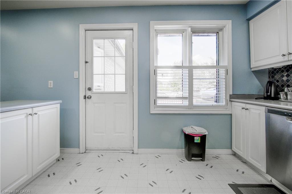 258 Saginaw Parkway, Cambridge, ON - Indoor