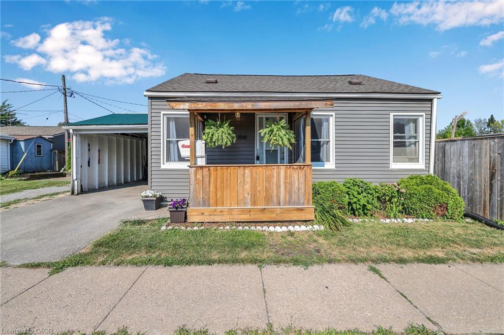 104 Southworth Street, Welland, ON - Outdoor