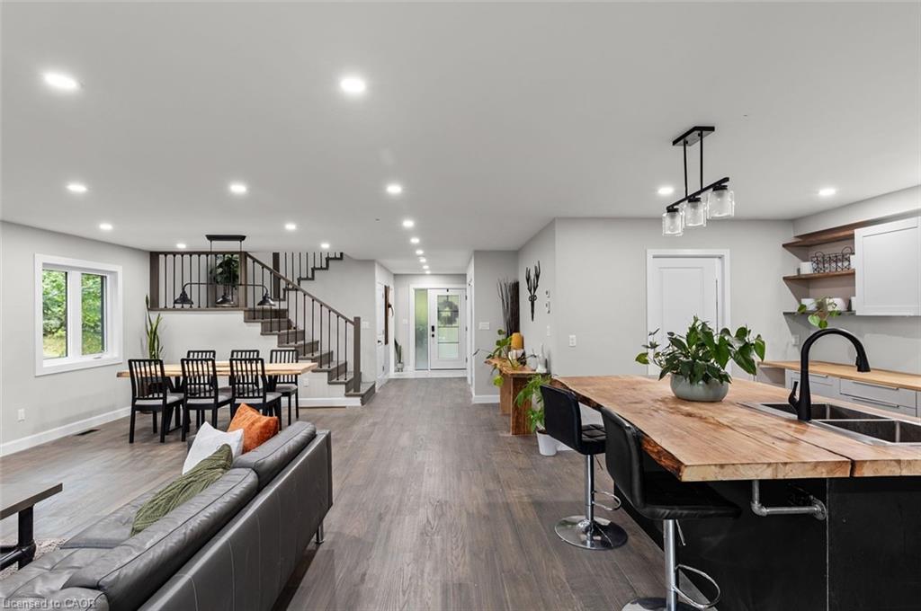 127 Paradise Road, Nipissing, ON - Indoor