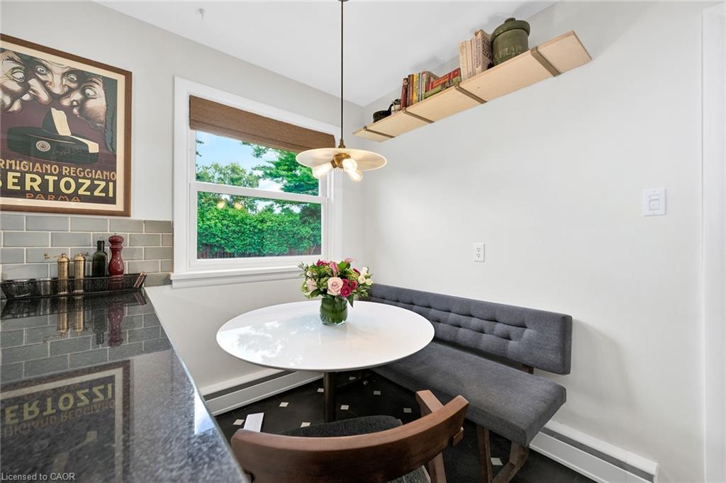 655 Gayne Boulevard, Burlington, ON - Indoor