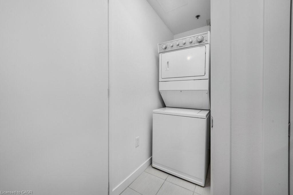 301-150 Water Street N, Cambridge, ON - Indoor Photo Showing Laundry Room