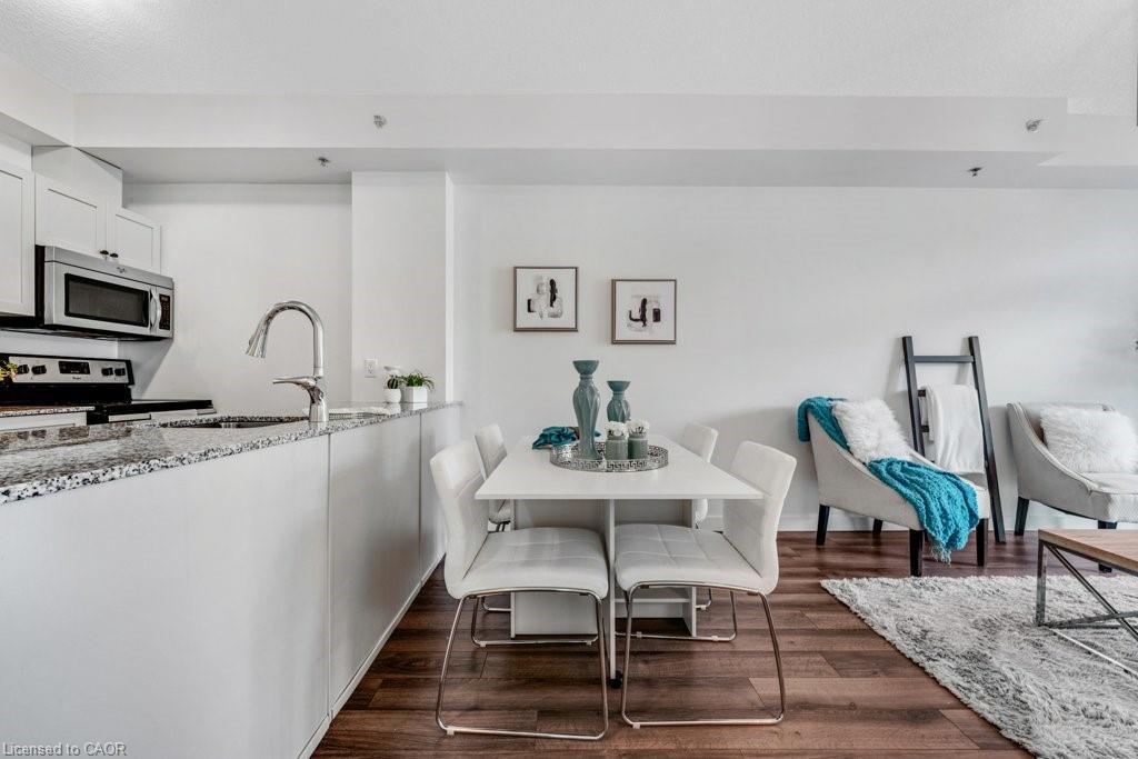 301-150 Water Street N, Cambridge, ON - Indoor Photo Showing Other Room