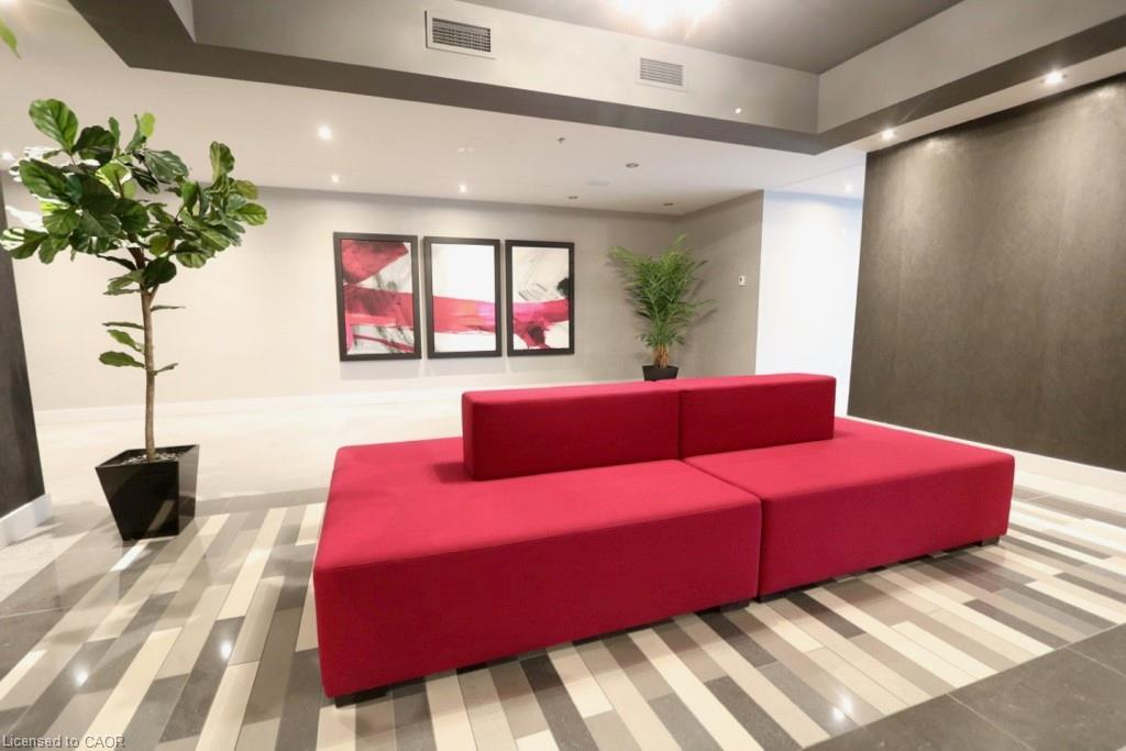 301-150 Water Street N, Cambridge, ON - Indoor Photo Showing Other Room