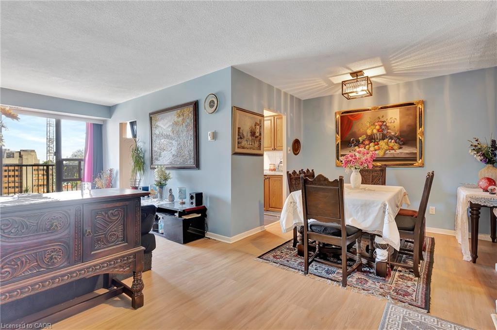 503-81 Church Street, Kitchener, ON - Indoor Photo Showing Dining Room