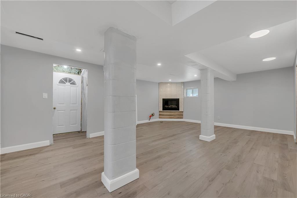 446 East 36Th Street, Hamilton, ON - Indoor