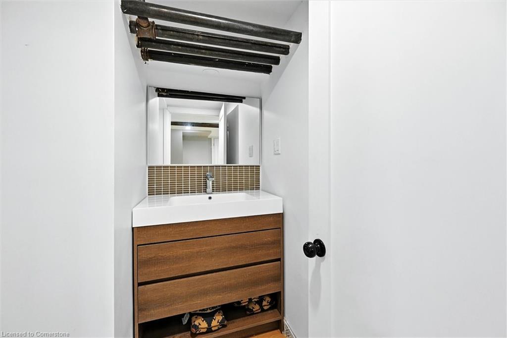 77 Proctor Boulevard, Hamilton, ON - Indoor