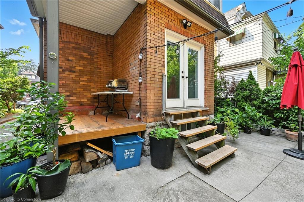 77 Proctor Boulevard, Hamilton, ON - Outdoor