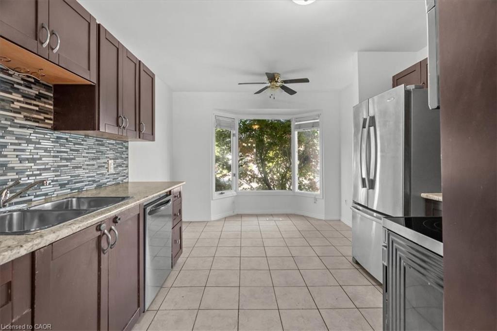 97 Bonaventure Drive, London, ON - Indoor Photo Showing Kitchen With Double Sink