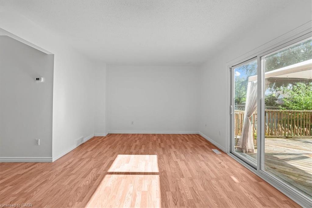 97 Bonaventure Drive, London, ON - Indoor Photo Showing Other Room