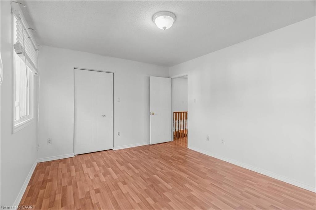 97 Bonaventure Drive, London, ON - Indoor Photo Showing Other Room