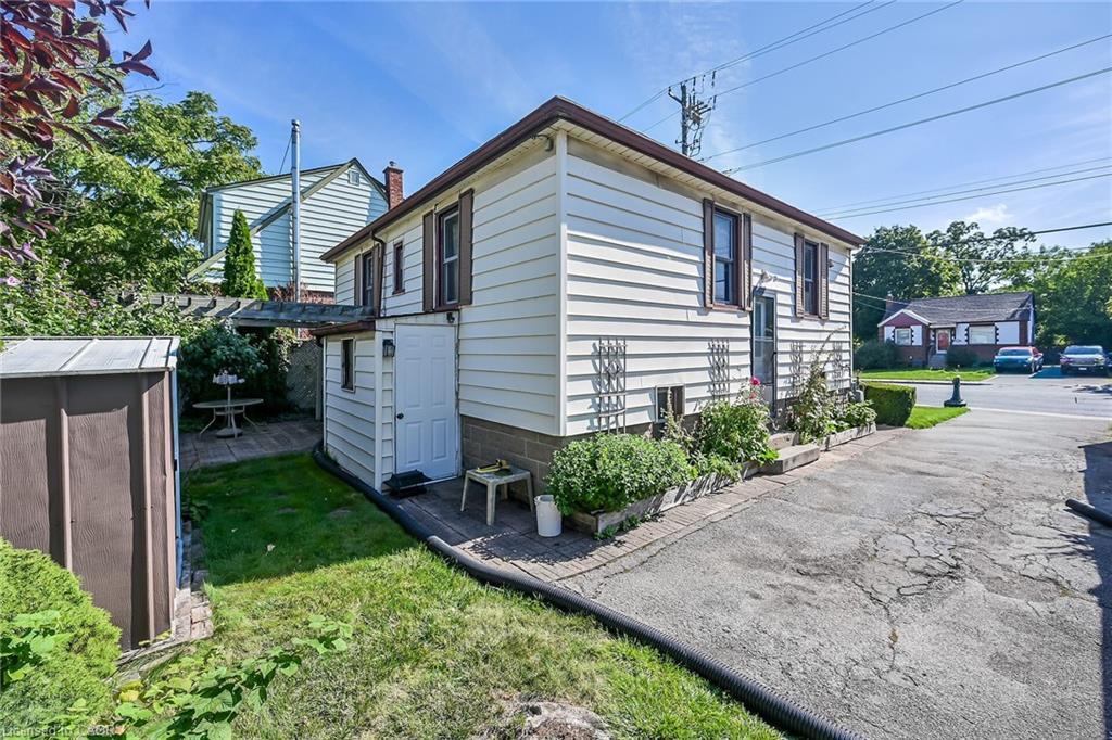 894 Garth Street, Hamilton, ON - Outdoor