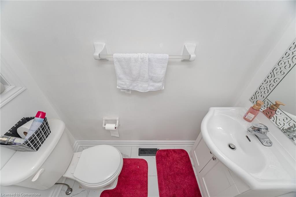 6-430 Mapleview Drive E, Barrie, ON - Indoor Photo Showing Bathroom