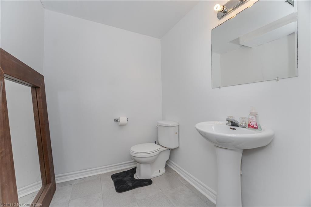 6-430 Mapleview Drive E, Barrie, ON - Indoor Photo Showing Bathroom