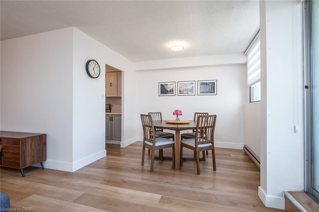 306-375 King Street N, Waterloo, ON - Indoor Photo Showing Dining Room
