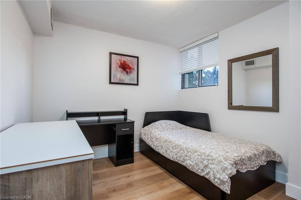 306-375 King Street N, Waterloo, ON - Indoor Photo Showing Bedroom