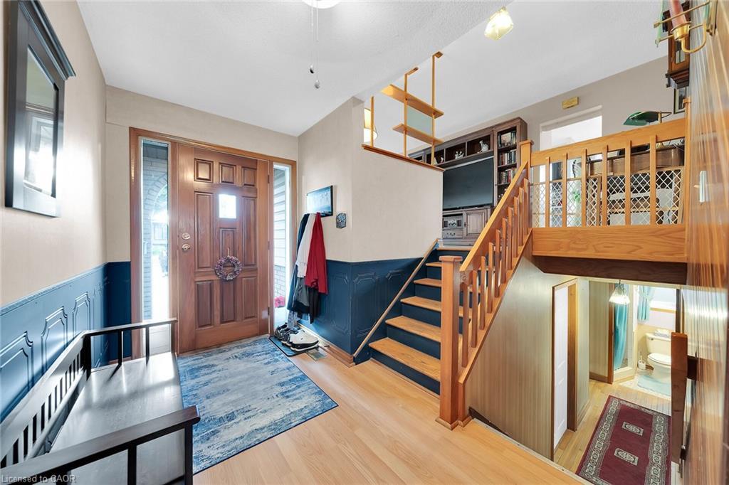 12 Glen Valley Drive, Hamilton, ON - Indoor Photo Showing Other Room