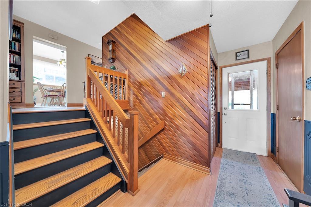 12 Glen Valley Drive, Hamilton, ON - Indoor Photo Showing Other Room