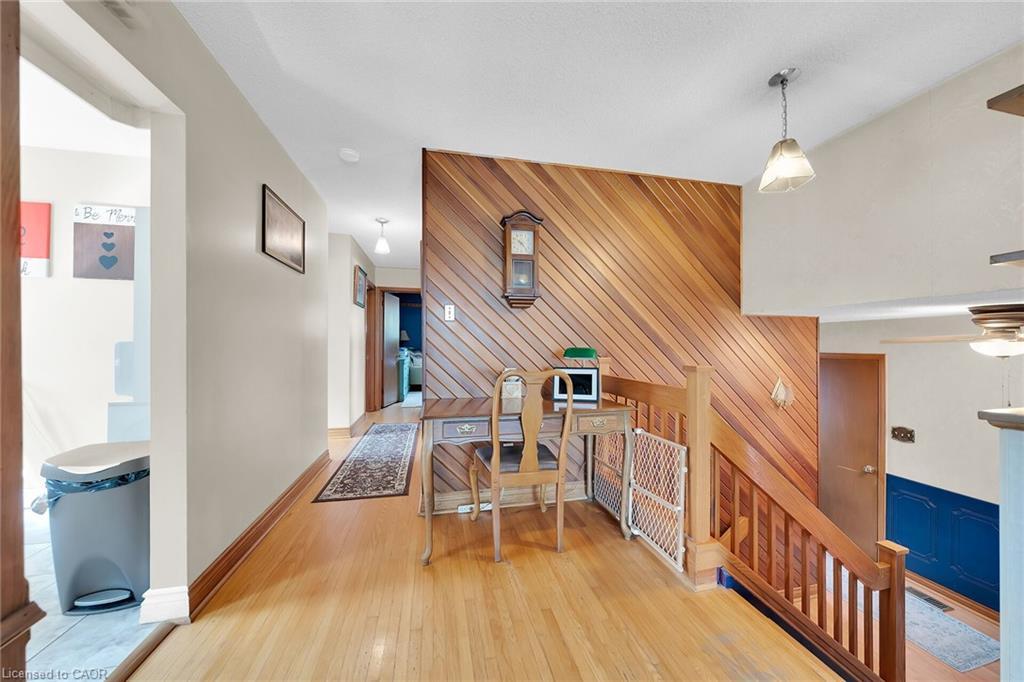 12 Glen Valley Drive, Hamilton, ON - Indoor