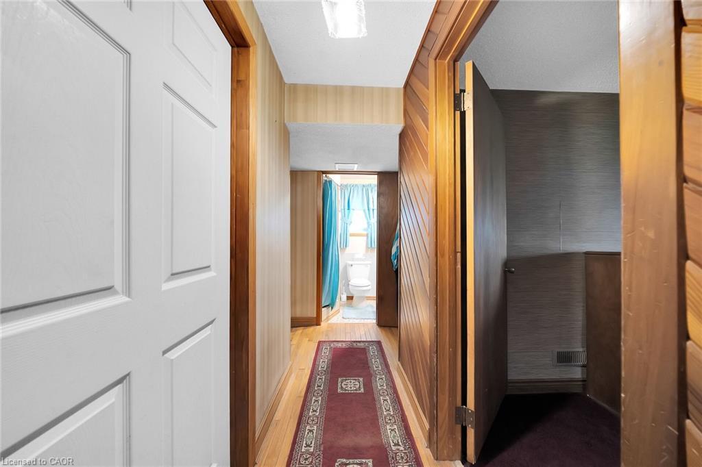 12 Glen Valley Drive, Hamilton, ON - Indoor Photo Showing Other Room