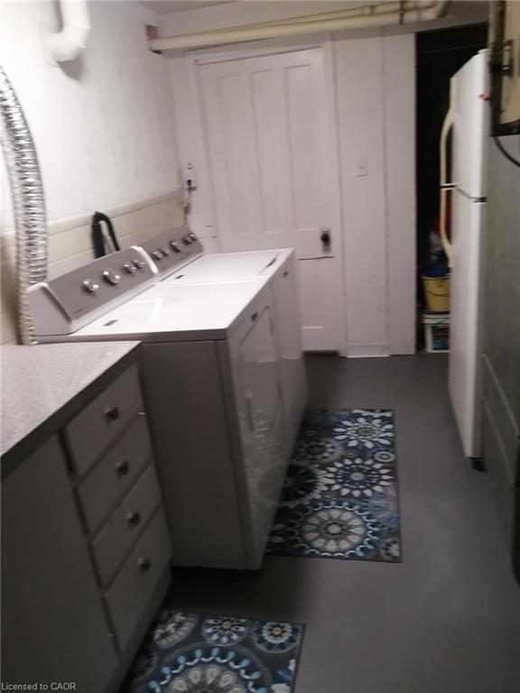 12 Glen Valley Drive, Hamilton, ON - Indoor Photo Showing Laundry Room