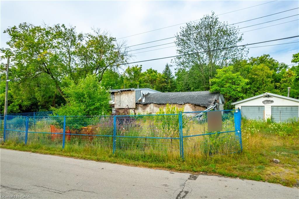 74 Best Avenue, Dundas, ON - Outdoor