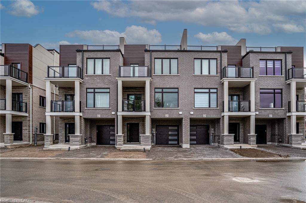 45-292 Vine Street, St. Catharines, ON - Outdoor With Balcony With Facade