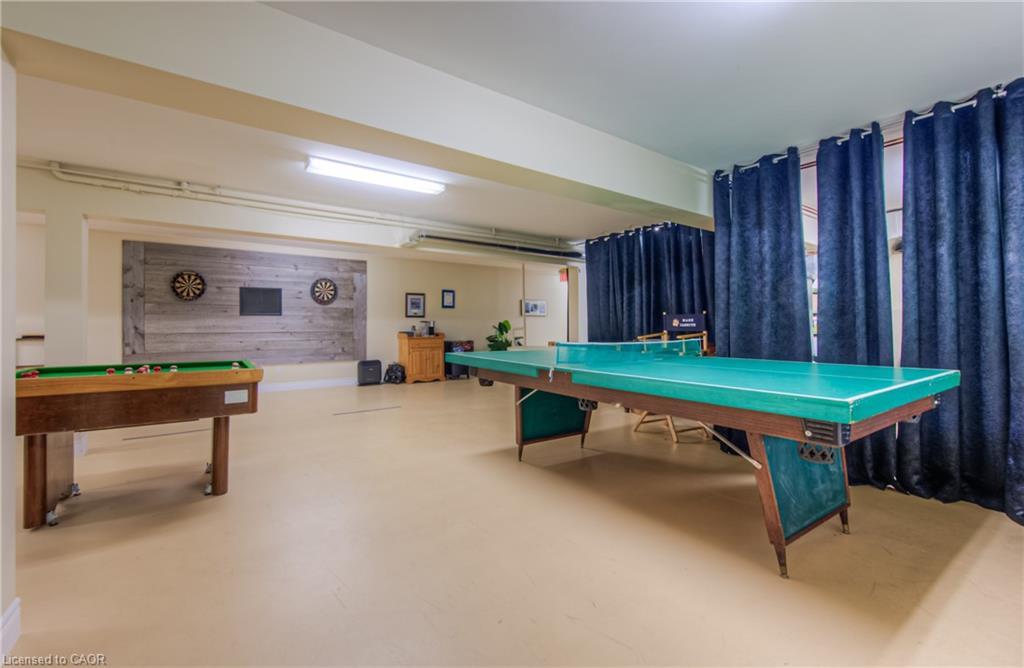 4-313 George Street N, Cambridge, ON - Indoor Photo Showing Other Room