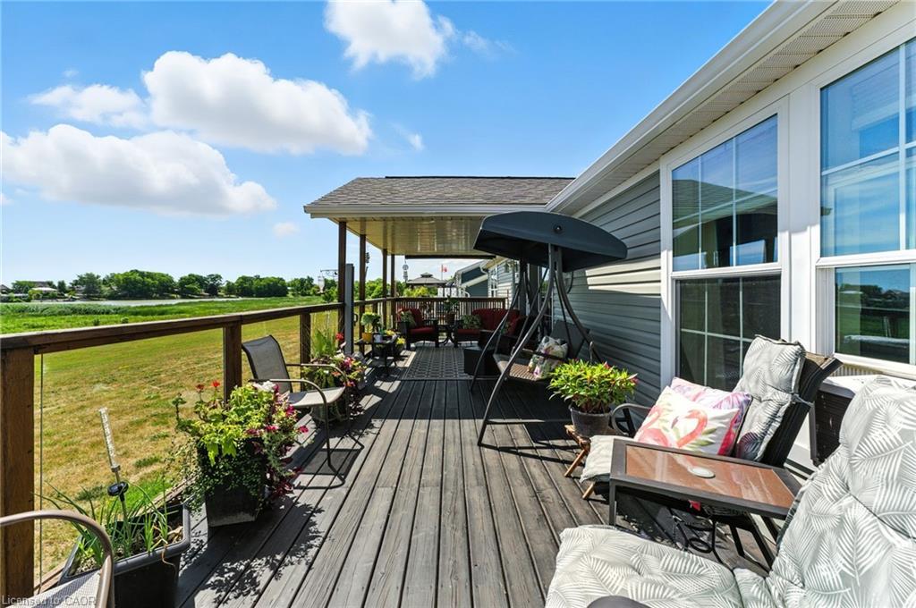 55 Riverbend Crescent, Nanticoke, ON - Outdoor With Deck Patio Veranda With Exterior