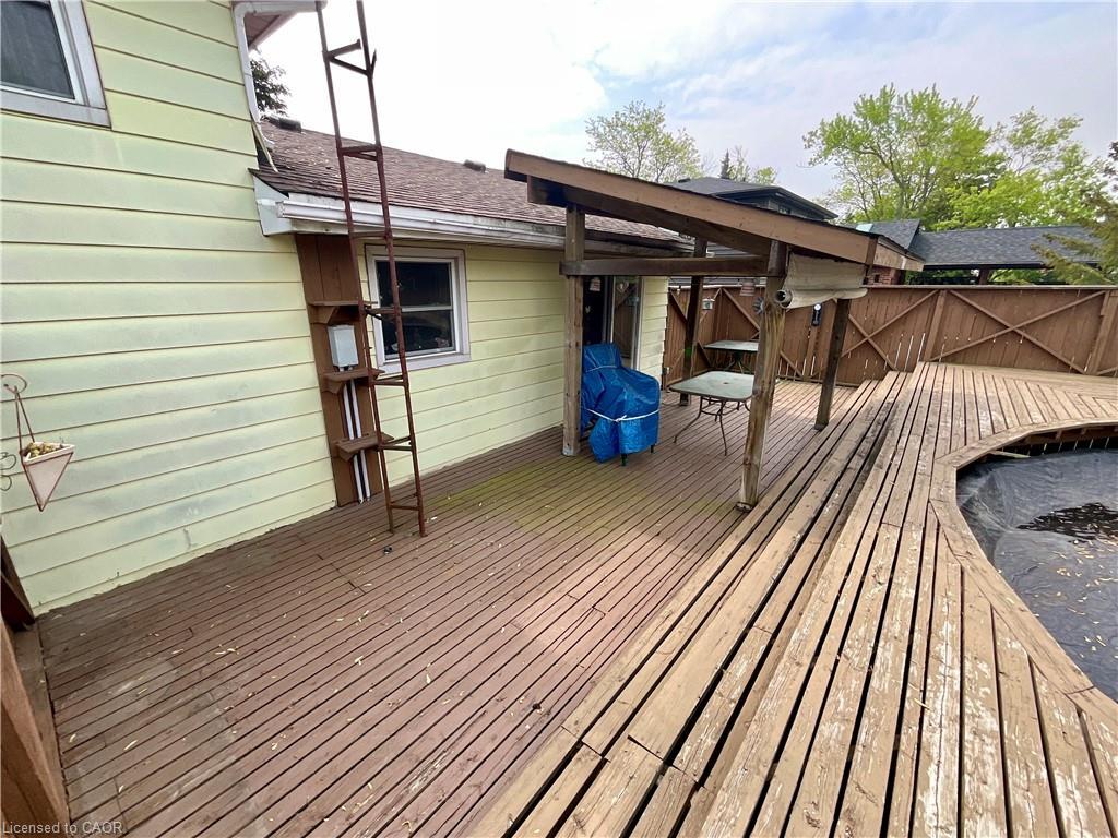 160 Woodburn Road, Hamilton, ON - Outdoor With Deck Patio Veranda With Exterior