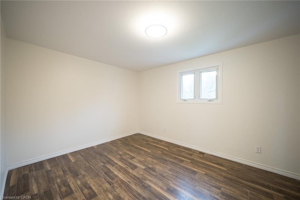 35383 Lake Line, Southwold, ON - Indoor Photo Showing Other Room