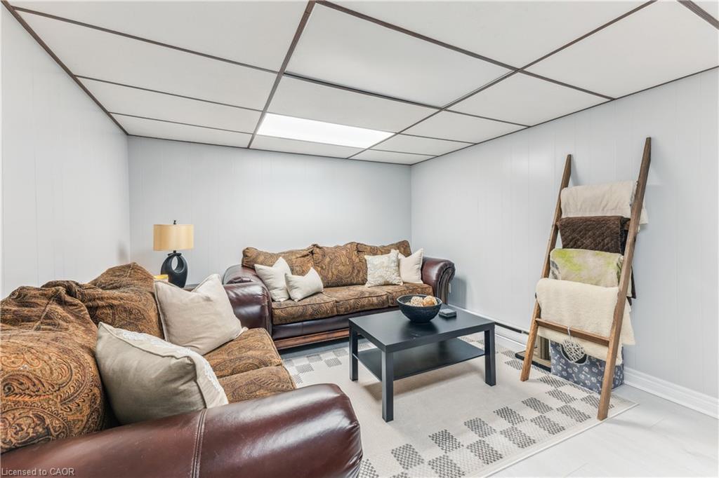 6845 Wilinger Street, Niagara Falls, ON - Indoor