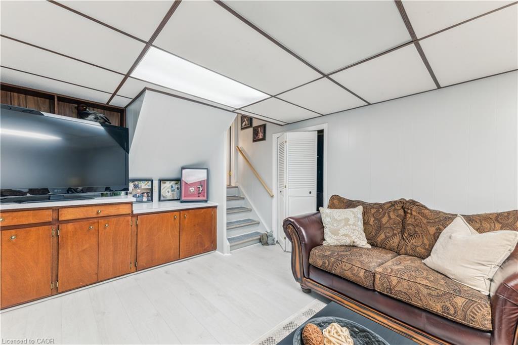 6845 Wilinger Street, Niagara Falls, ON - Indoor