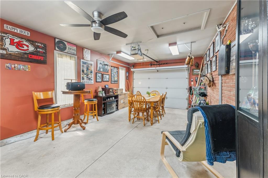 6845 Wilinger Street, Niagara Falls, ON - Indoor Photo Showing Other Room