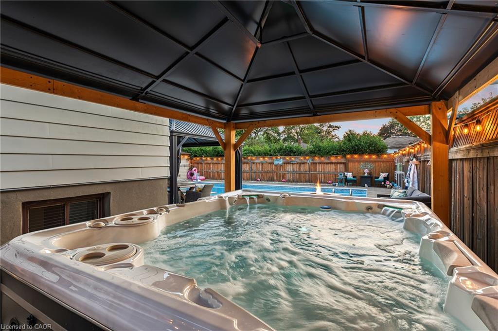 6845 Wilinger Street, Niagara Falls, ON -