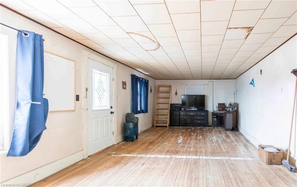 982 Smith Street, Quinte West, ON - Indoor