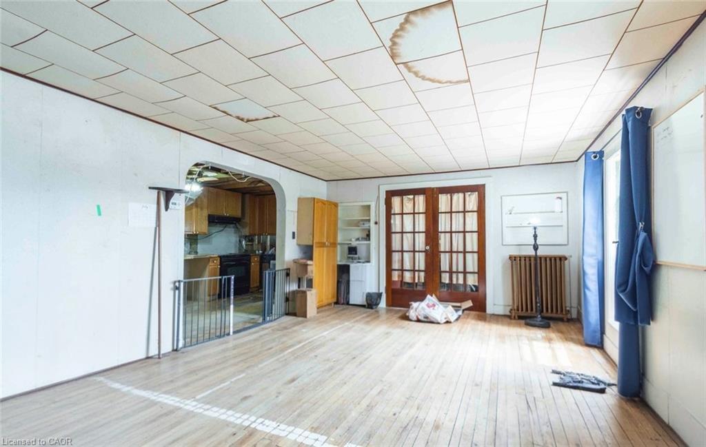 982 Smith Street, Quinte West, ON - Indoor Photo Showing Other Room