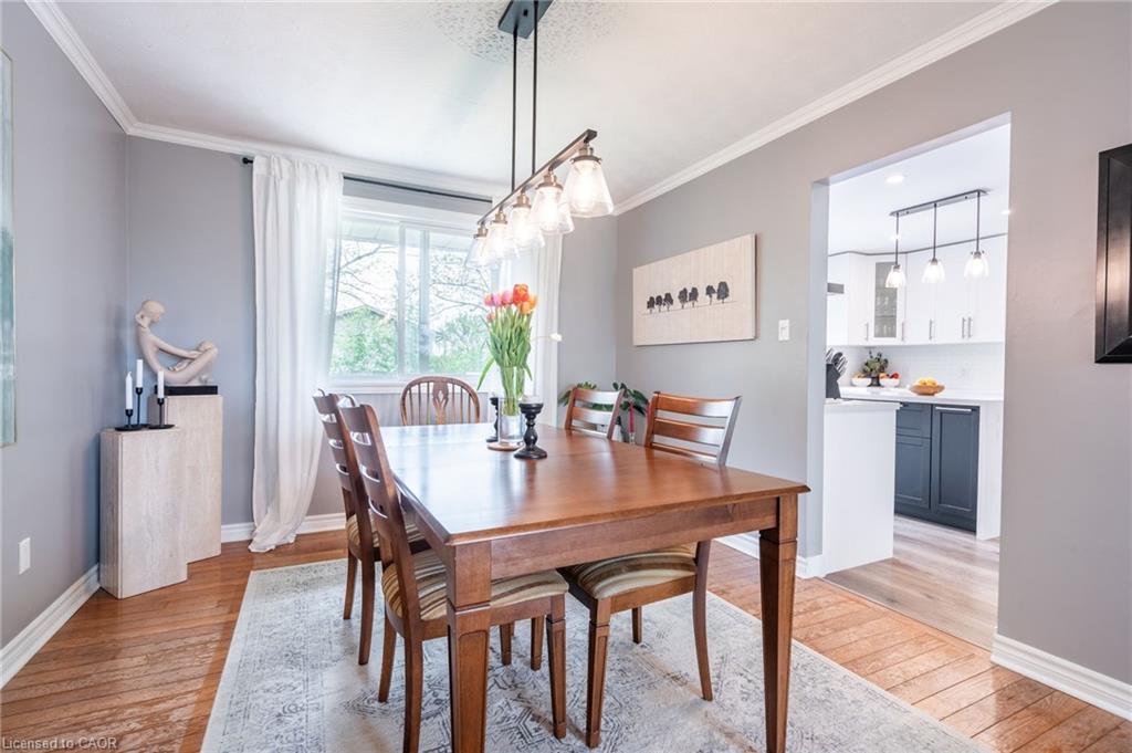 152 Concession 7 Road E, Millgrove, ON - Indoor Photo Showing Dining Room