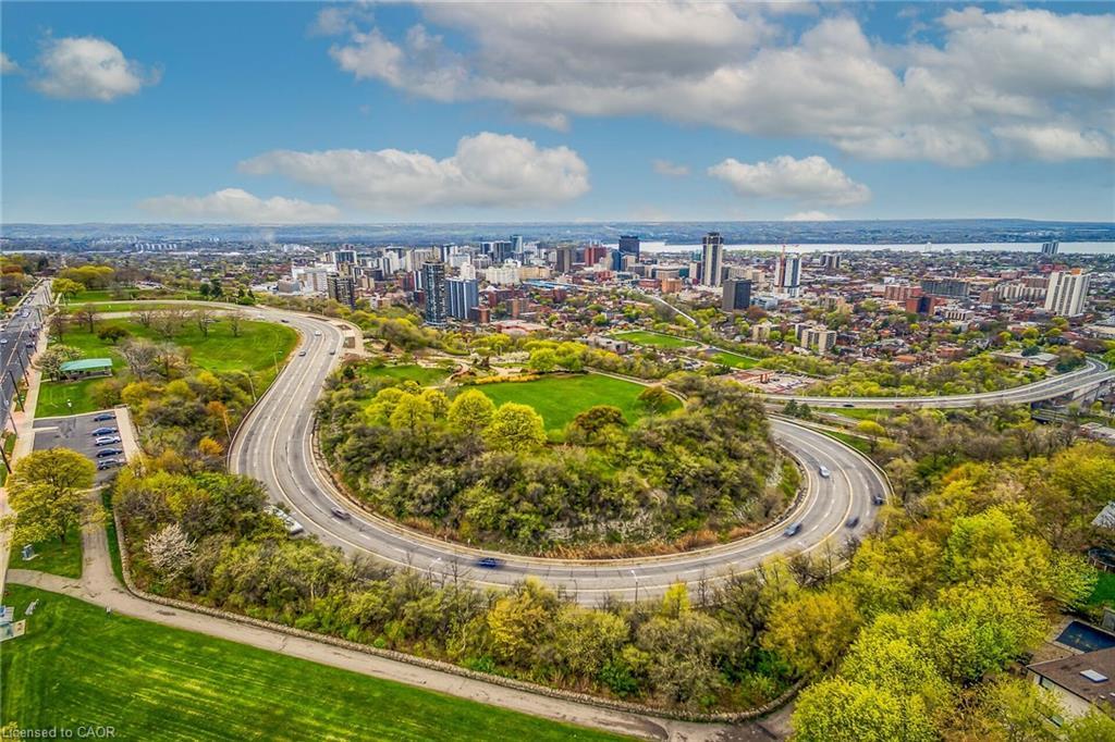 302-350 Concession Street, Hamilton, ON - Outdoor With View