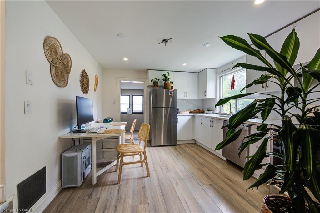 150 Finkle Street, Woodstock, ON - Indoor