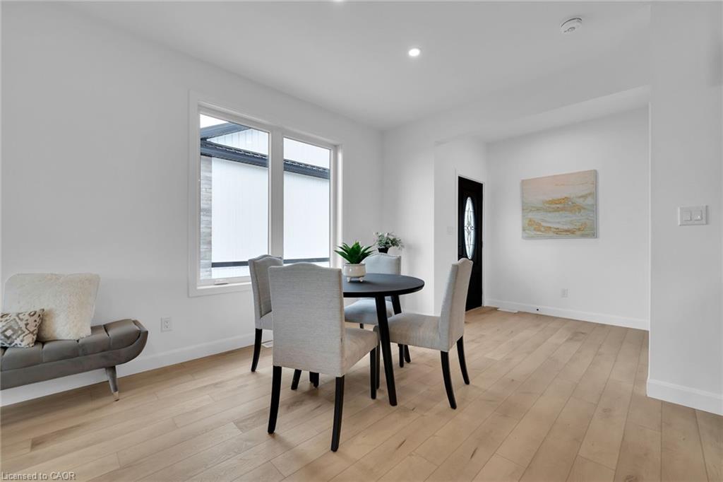 4093 Rainham Road, Selkirk, ON - Indoor Photo Showing Dining Room