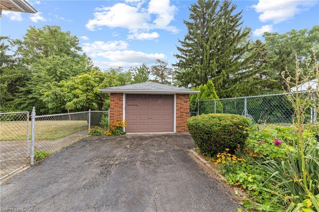 347 Hixon Road, Hamilton, ON - Outdoor