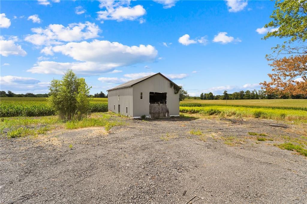 783 Highway 6 N, Hamilton, ON