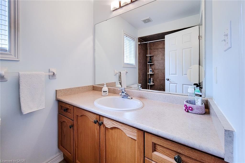 9-78 Peachwood Crescent, Stoney Creek, ON - Indoor Photo Showing Bathroom