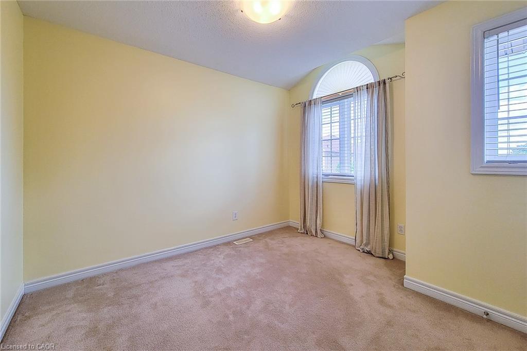 9-78 Peachwood Crescent, Stoney Creek, ON - Indoor Photo Showing Other Room
