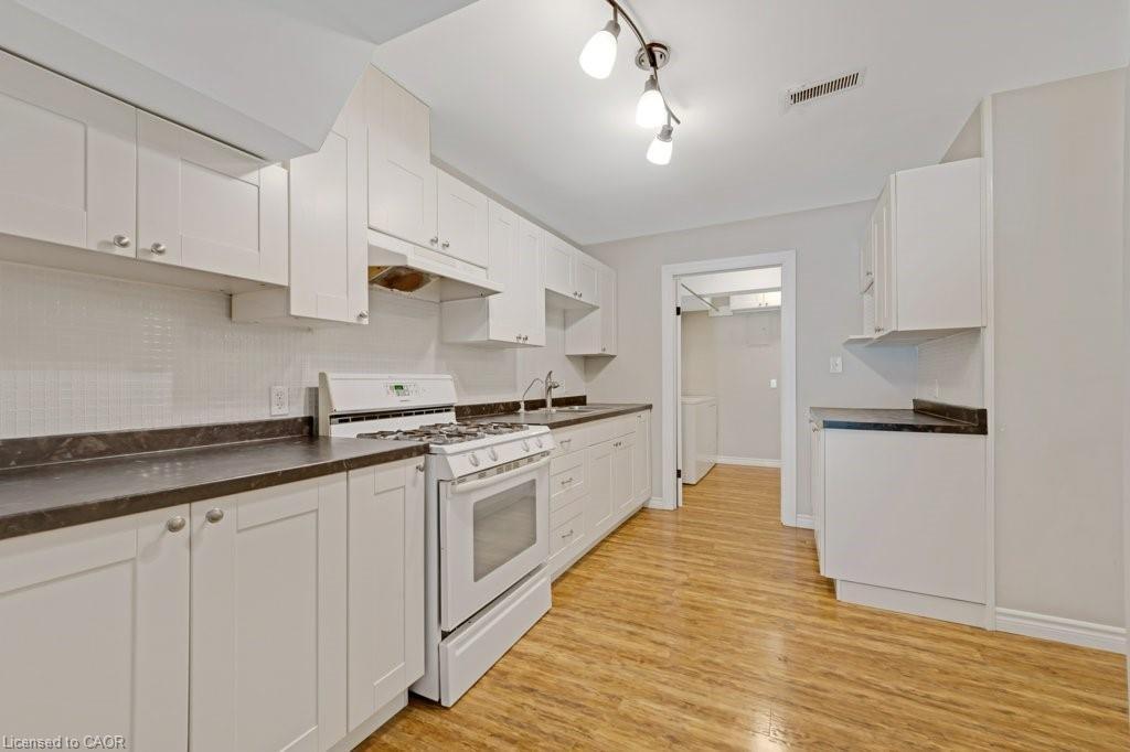 2616 Morrison Road, Cambridge, ON - Indoor Photo Showing Kitchen