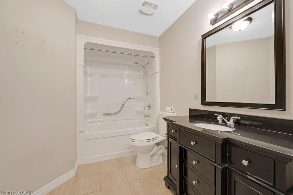2616 Morrison Road, Cambridge, ON - Indoor Photo Showing Bathroom