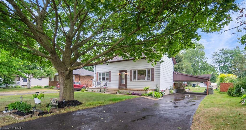 69 Bee Street, Woodstock, ON - Outdoor